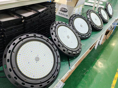 Cores do corpo pretas Iluminação LED de baía alta dimmavel para luzes de baía alta UFO